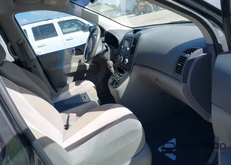 2014 Kia Sedona Lx z USA, uszkodzony, nr VIN KNDMG4C77E6570837